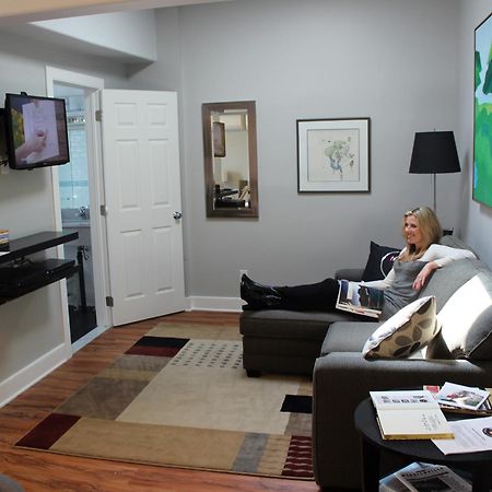 Merrickville Guest Suites Bagian luar foto