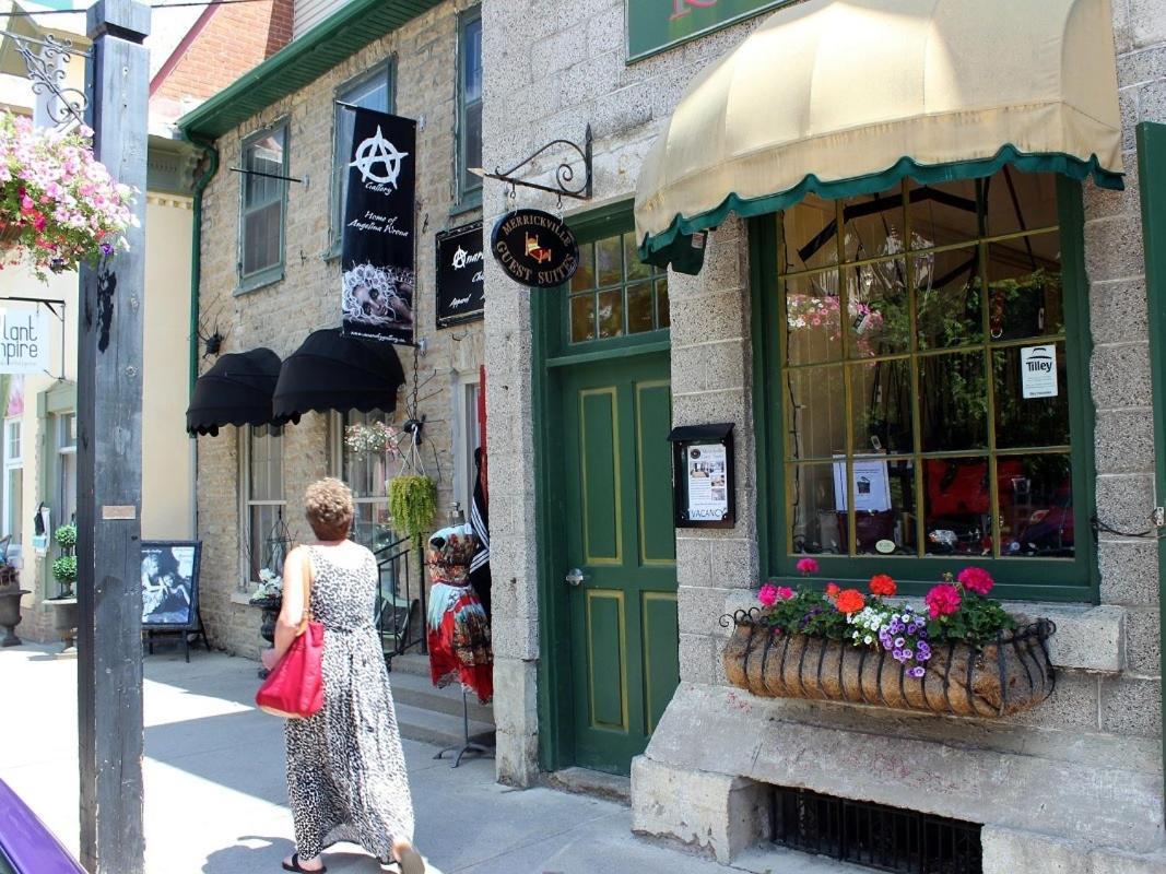 Merrickville Guest Suites Bagian luar foto