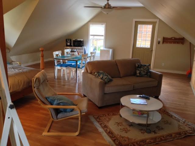 Merrickville Guest Suites Bagian luar foto