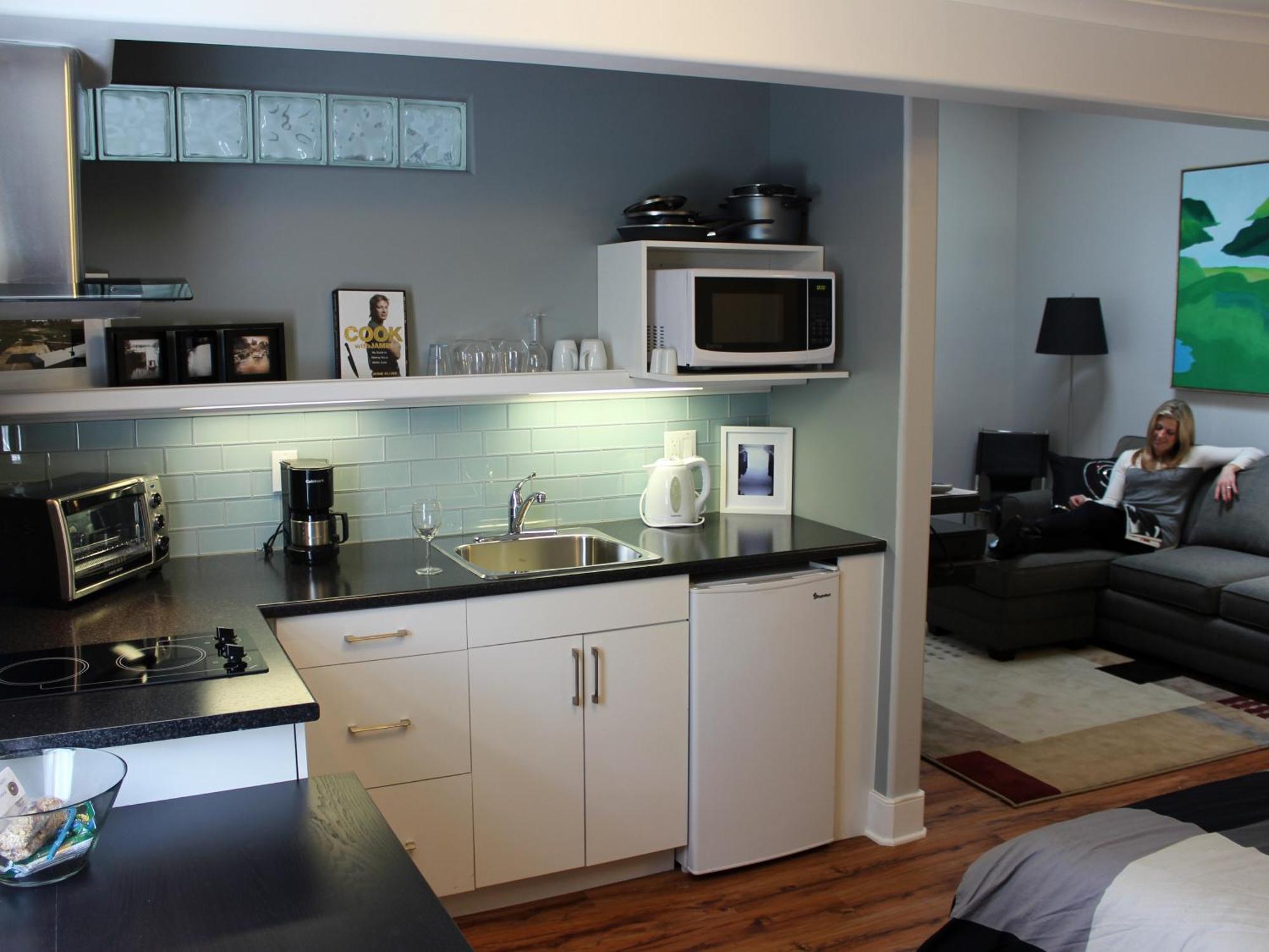 Merrickville Guest Suites Bagian luar foto