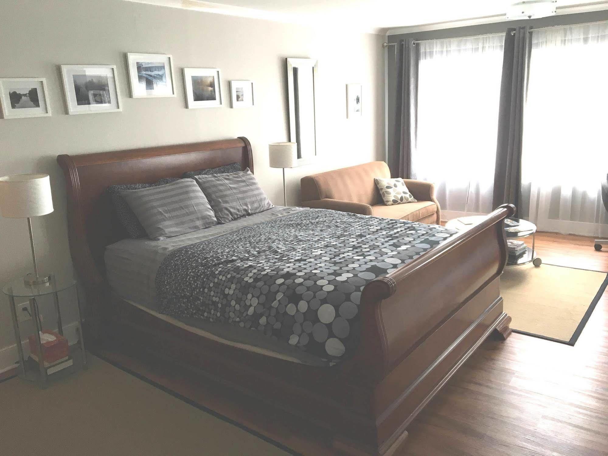 Merrickville Guest Suites Bagian luar foto